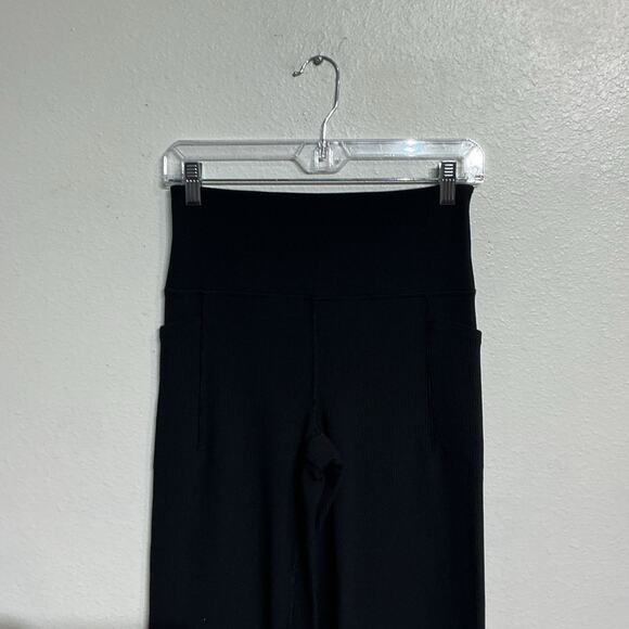 Athleta Black Salutation Stash Rib Flare Leggings Sz M - Picture 3 of 14